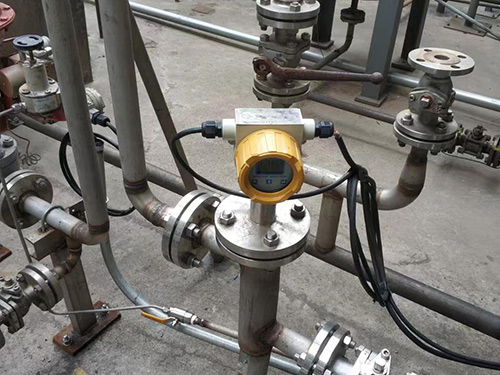 WKT-L-50ZS在线微波液体水分仪典型安装案例 WKT-L-50ZS在线微波液体水分仪典型安装案例